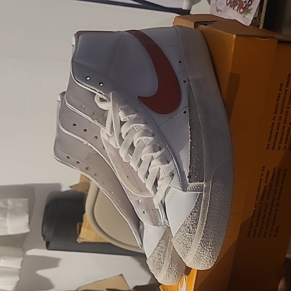 Nike Blazers White/Orange 9.5